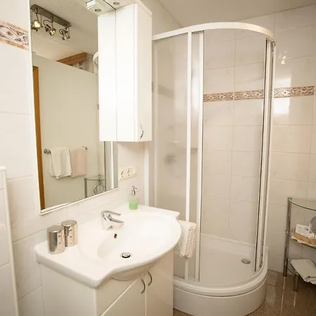 Knoll ベッド・アンド・ブレックファスト