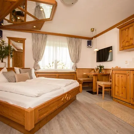 ベッド・アンド・ブレックファスト Knoll